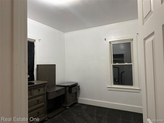 5016 Mead Street, Dearborn, MI 48126