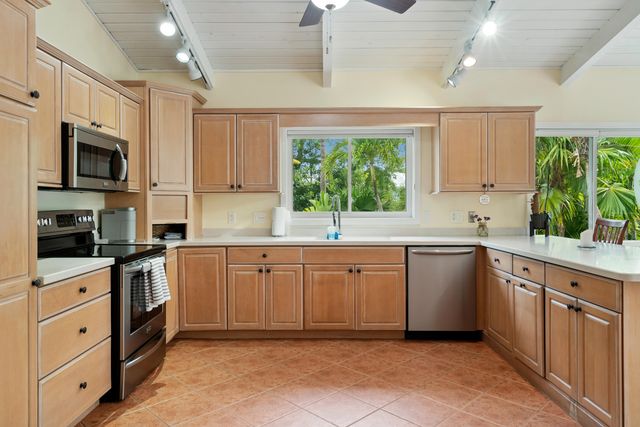 158 Tampa Drive, Plantation Key, FL 33070