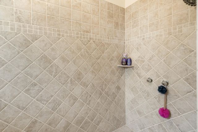 158 Tampa Drive, Plantation Key, FL 33070