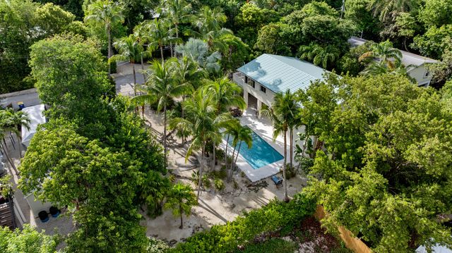 158 Tampa Drive, Plantation Key, FL 33070