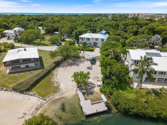 158 Tampa Drive, Plantation Key, FL 33070