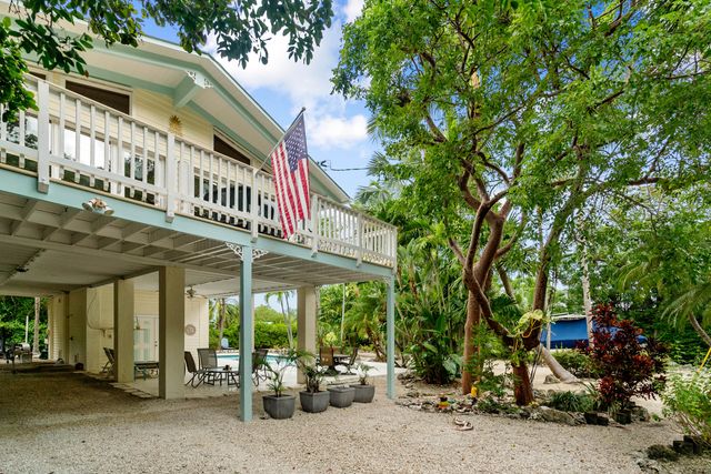 158 Tampa Drive, Plantation Key, FL 33070