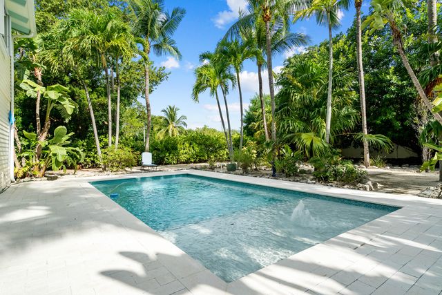 158 Tampa Drive, Plantation Key, FL 33070