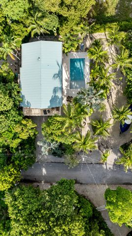 158 Tampa Drive, Plantation Key, FL 33070