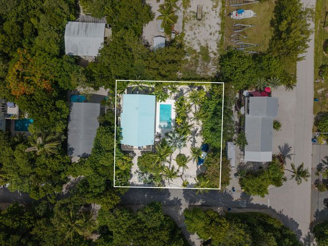 158 Tampa Drive, Plantation Key, FL 33070