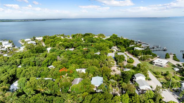 158 Tampa Drive, Plantation Key, FL 33070