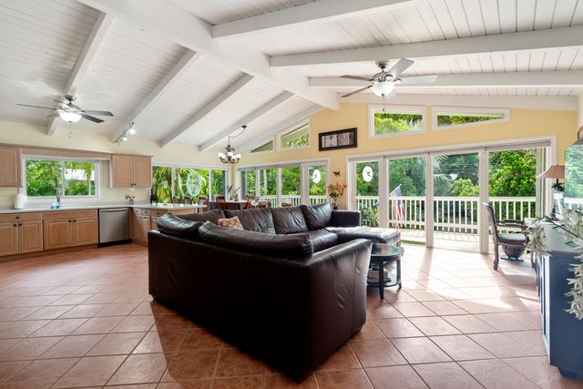 158 Tampa Drive, Plantation Key, FL 33070