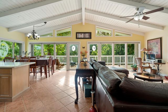 158 Tampa Drive, Plantation Key, FL 33070