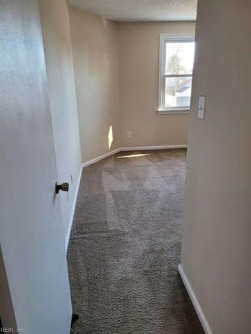 1757 Da Vinci DR, Virginia Beach, VA 23454