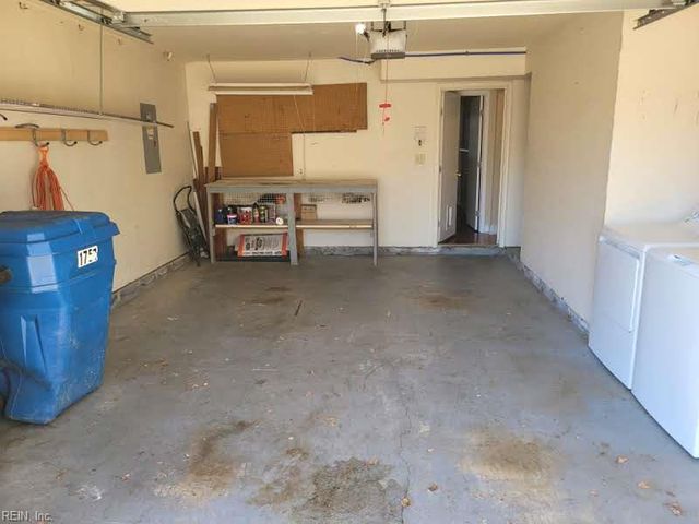 1757 Da Vinci DR, Virginia Beach, VA 23454