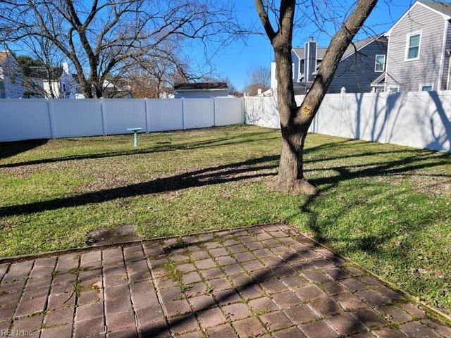 1757 Da Vinci DR, Virginia Beach, VA 23454