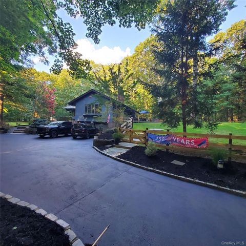 1 Pheasant Lane, Lloyd Neck, NY 11743