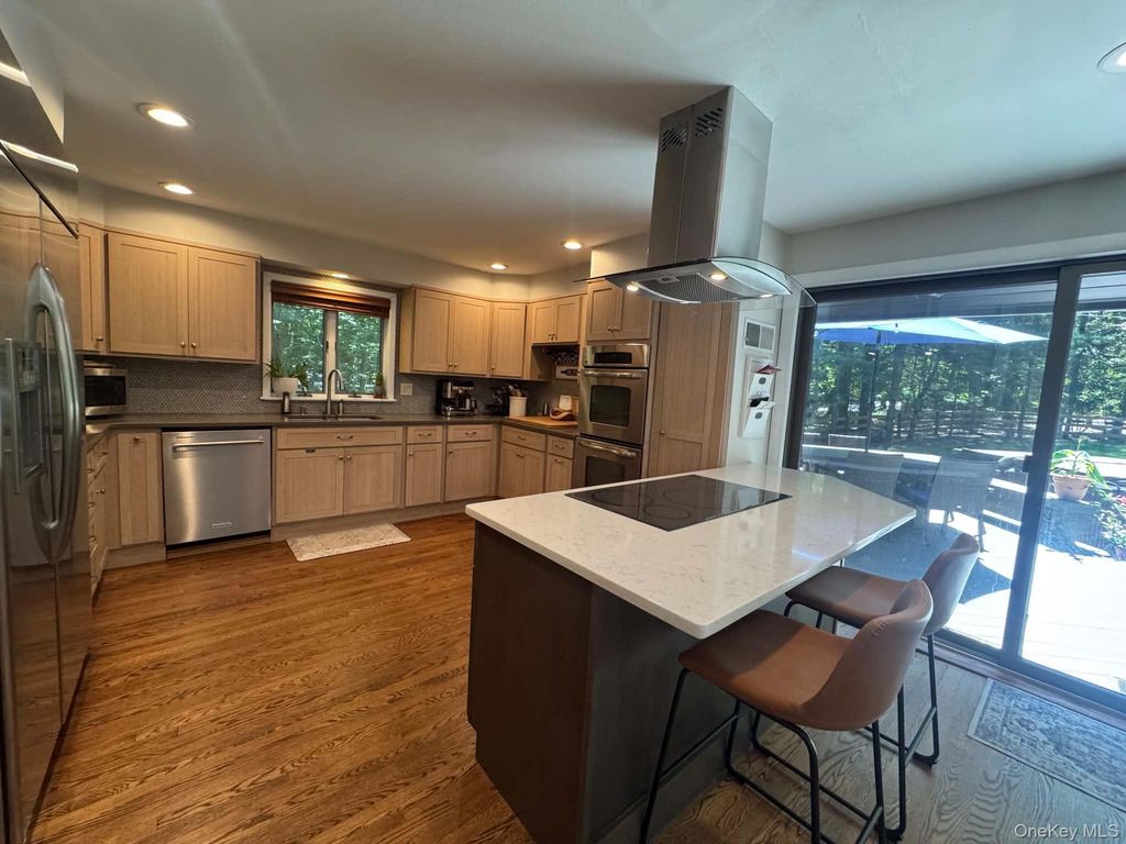 1 Pheasant Lane, Lloyd Neck, NY 11743 — photo 4