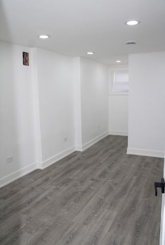 4813 W West End Avenue, Chicago, IL 60644