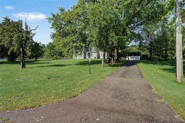 4905 Upper Valley Road, Dayton, OH 45424