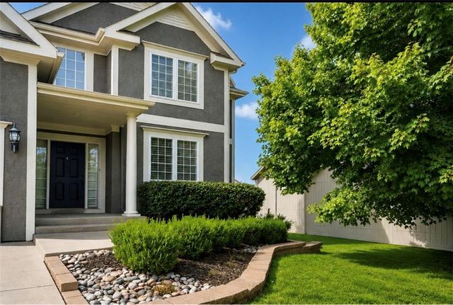 8604 NE 99th Street, Kansas City, MO 64157
