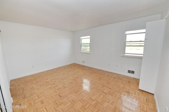 34 Greenwood Loop Road 34, Brick, NJ 08724