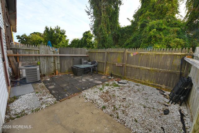 34 Greenwood Loop Road 34, Brick, NJ 08724