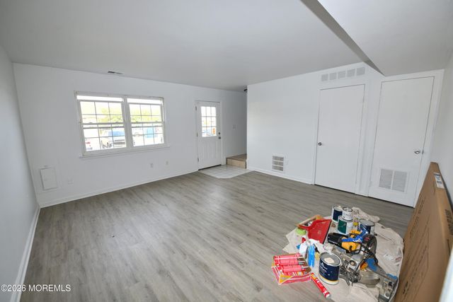 34 Greenwood Loop Road 34, Brick, NJ 08724