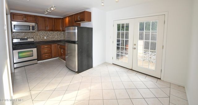 34 Greenwood Loop Road 34, Brick, NJ 08724