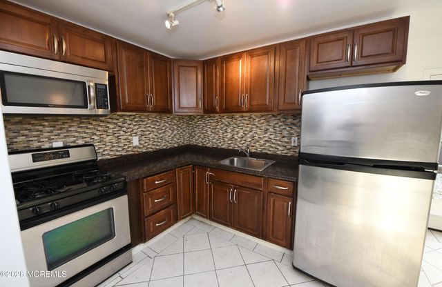 34 Greenwood Loop Road 34, Brick, NJ 08724