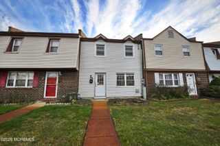 34 Greenwood Loop Road 34, Brick, NJ 08724