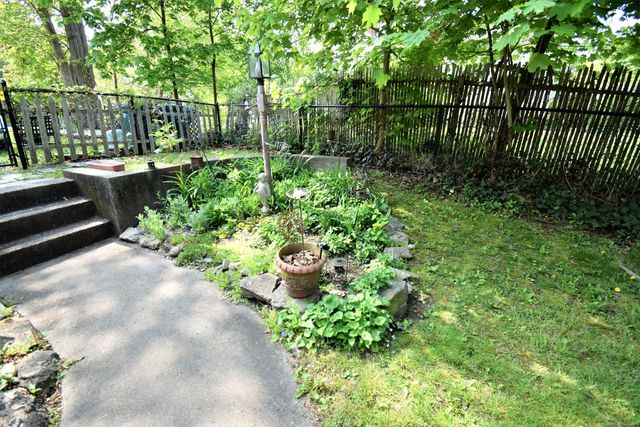 34 Lyme Street, Old Lyme, CT 06371