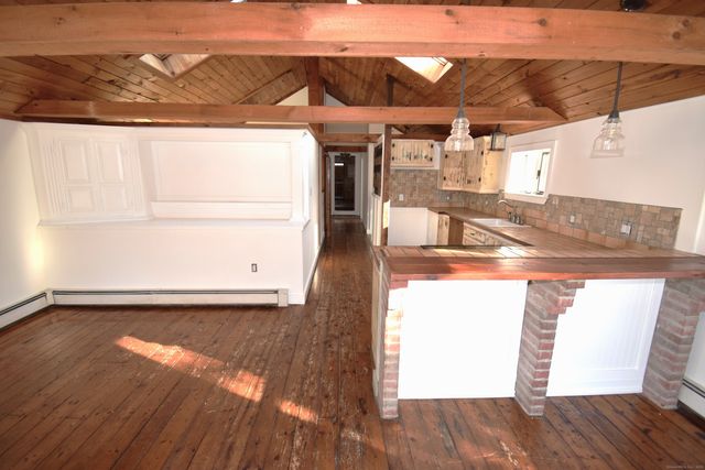 34 Lyme Street, Old Lyme, CT 06371