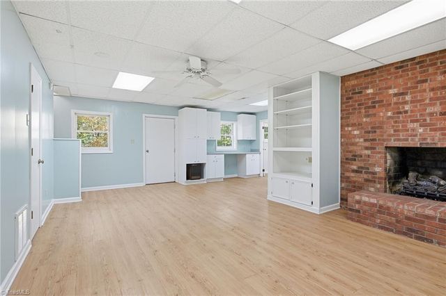 405 Oak Street, East Bend, NC 27018