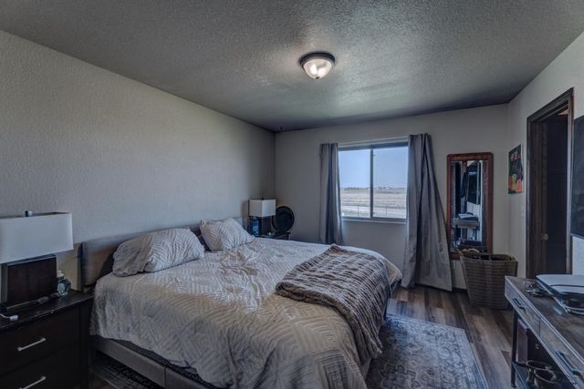 678 FLIGHT LINE CT, Box Elder, SD 57719