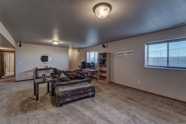 678 FLIGHT LINE CT, Box Elder, SD 57719