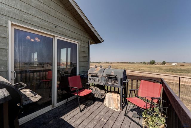 678 FLIGHT LINE CT, Box Elder, SD 57719