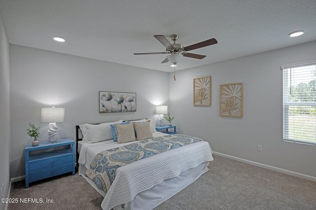 15230 ROBERT Avenue, Jacksonville, FL 32218