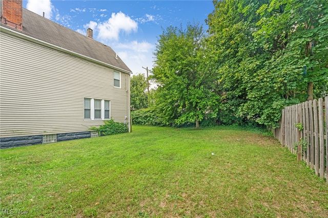 2256 E 85th Street, Cleveland, OH 44106