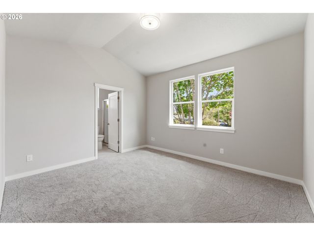 4754 N VANDERBILT St, Portland, OR 97203