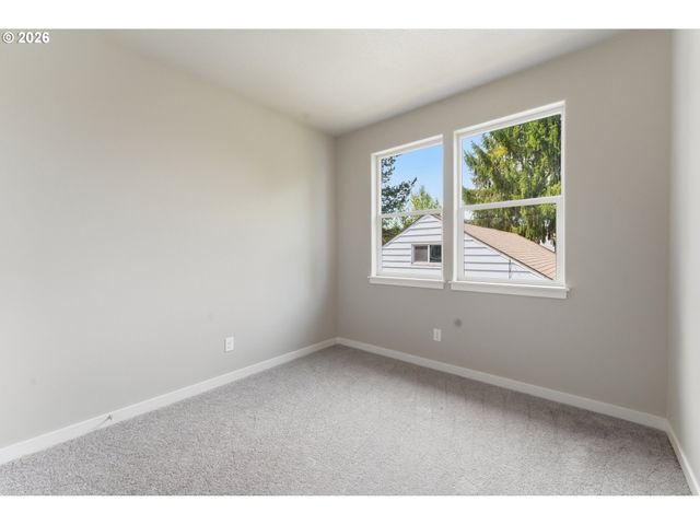 4754 N VANDERBILT St, Portland, OR 97203