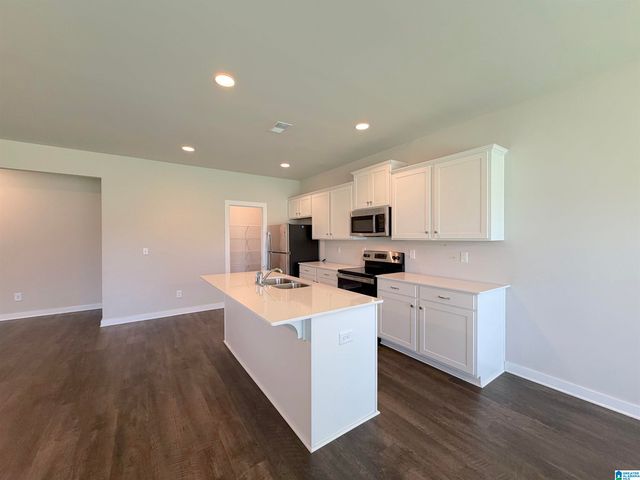 65 RIDGEVIEW CIRCLE, Jemison, AL 35085