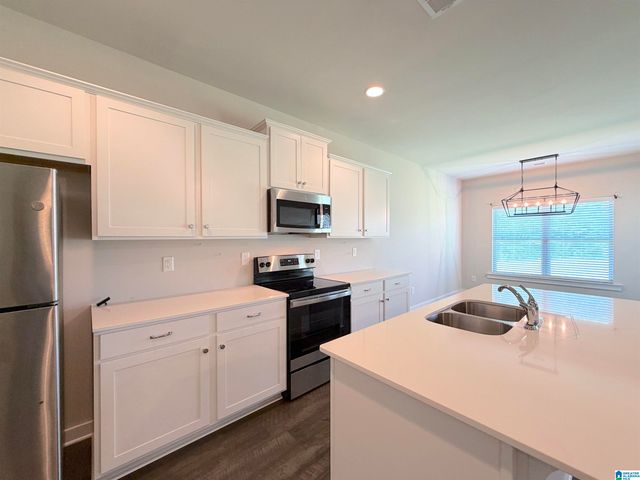 65 RIDGEVIEW CIRCLE, Jemison, AL 35085