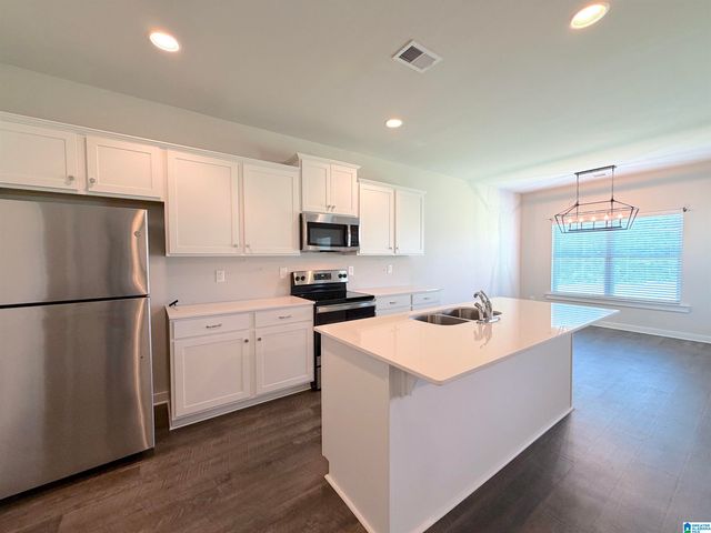 65 RIDGEVIEW CIRCLE, Jemison, AL 35085