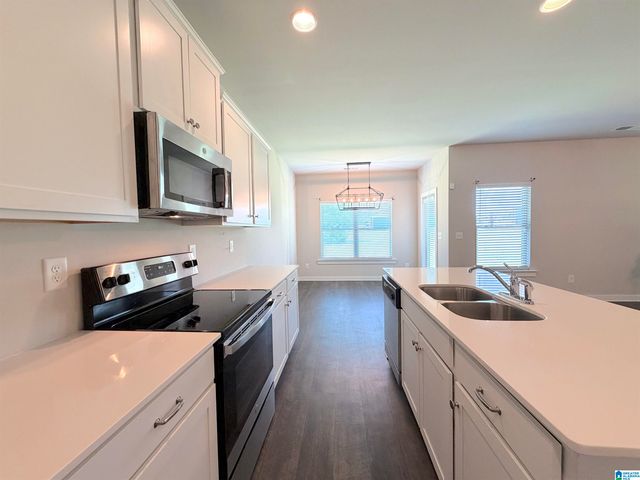 65 RIDGEVIEW CIRCLE, Jemison, AL 35085