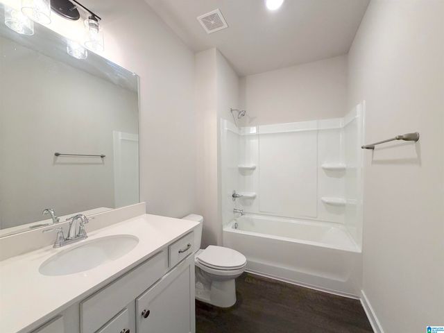 65 RIDGEVIEW CIRCLE, Jemison, AL 35085