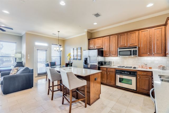 5709 Lunsford Road, Plano, TX 75024