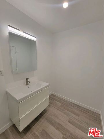 825 Broadway Street 1, Venice (los Angeles), CA 90291