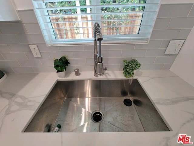 825 Broadway Street 1, Venice (los Angeles), CA 90291