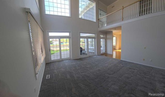 31975 Riverdale Street, Harrison Twp, MI 48045
