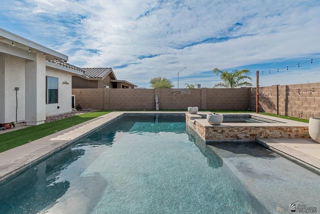 5832 E 44th Pkwy, Yuma, AZ 85365