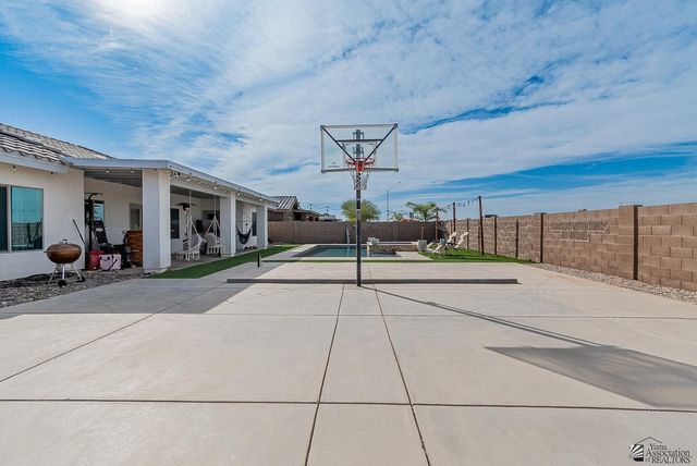 5832 E 44th Pkwy, Yuma, AZ 85365