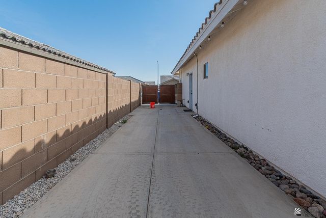 5832 E 44th Pkwy, Yuma, AZ 85365
