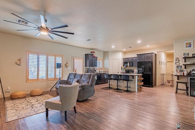 5832 E 44th Pkwy, Yuma, AZ 85365