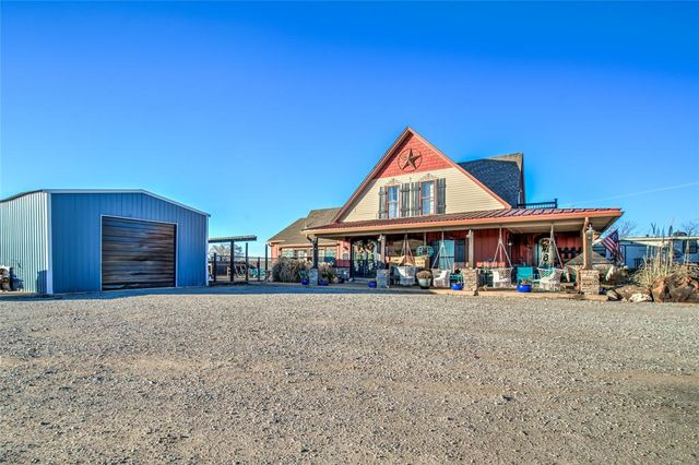 3808 S Manning Road, El Reno, OK 73036